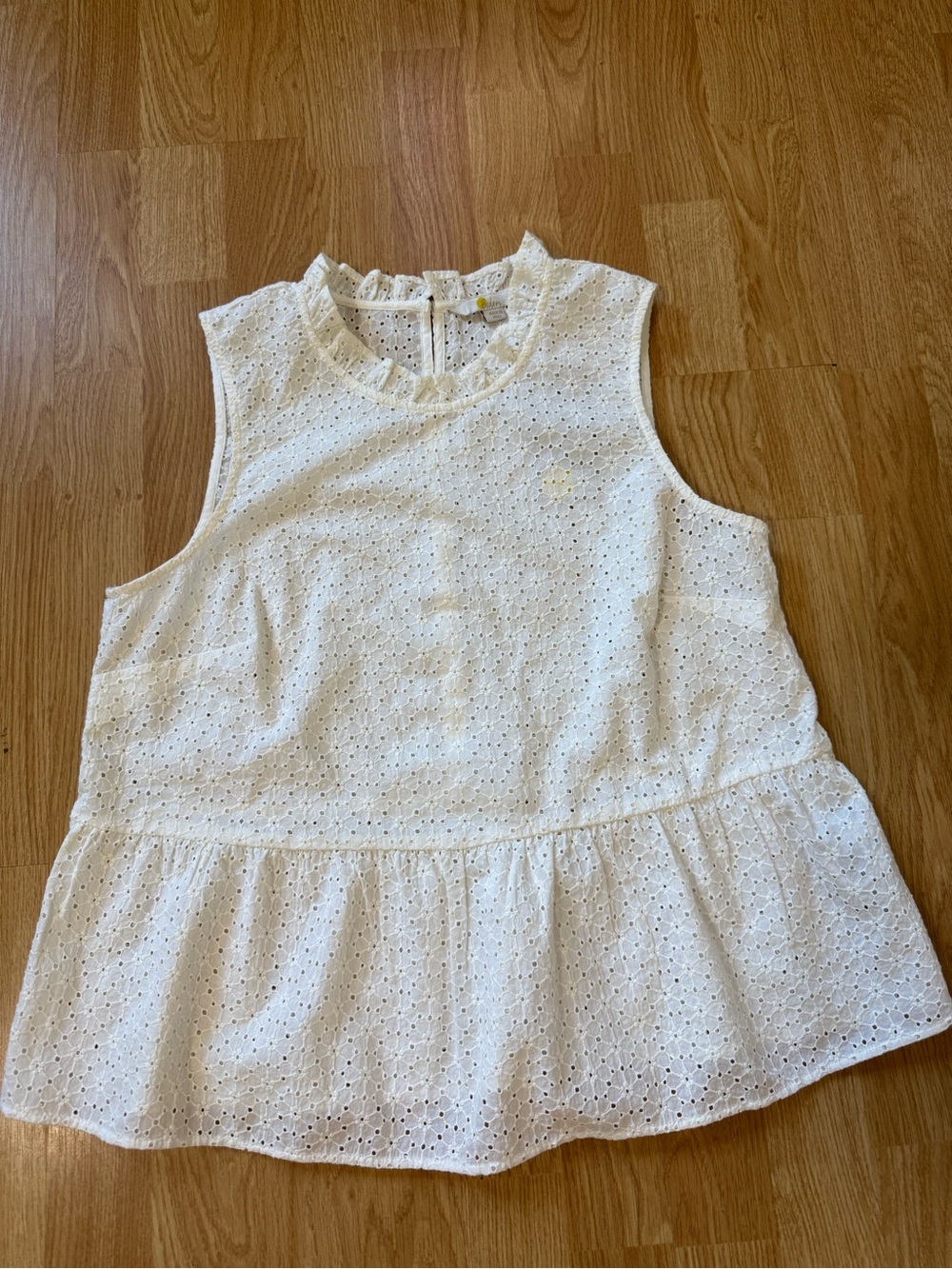 Boden Women Cream Eyelet Sleeveless Peplum Top - Size 8 ( NWT )